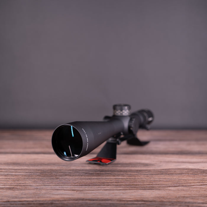 Leupold Mark 5HD 5-25x56 M1C3 - 35mm FFP PR2 MOA Pre-Owned — Grade B