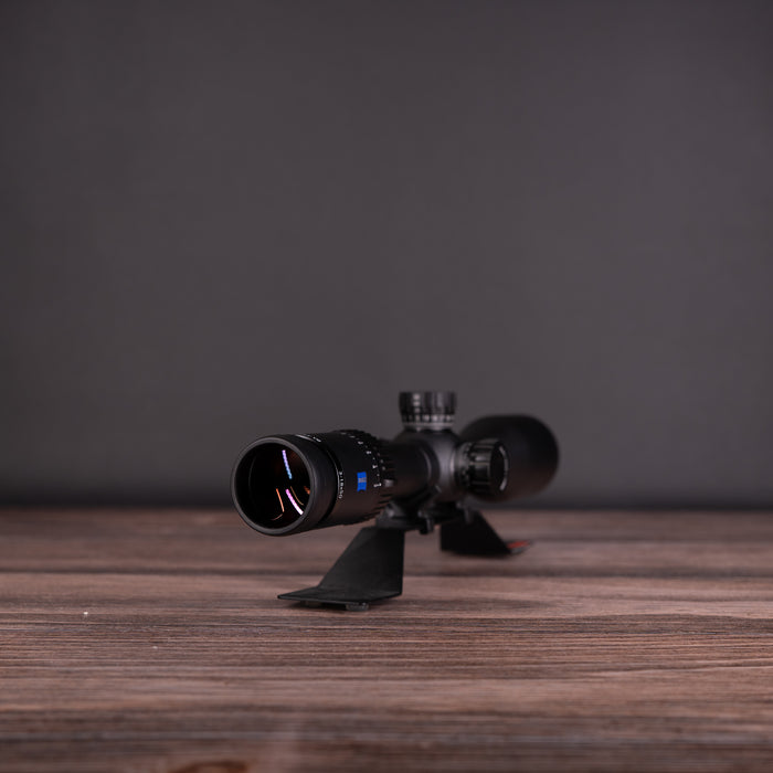 Zeiss V6 3-18x50 Reticle 06 Pre-Owned — Grade A